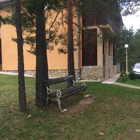 Tara Medina Koliba Kaludjerske Bare