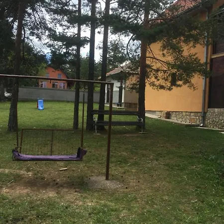 Tara Medina Koliba Gospodarstwo wiejskie Kaludjerske Bare